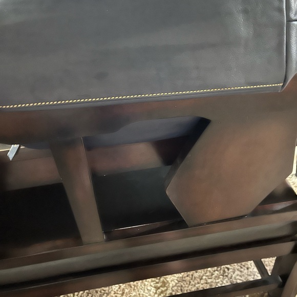 Dooney and Bourke handbags - Picture 4 of 7